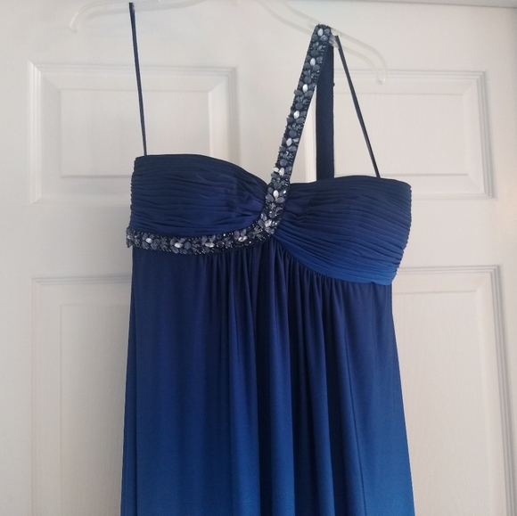 Cache Royal Blue Ombre One Shoulder Prom Dress with Beautiful Bead Detailing. - Picture 4 of 8